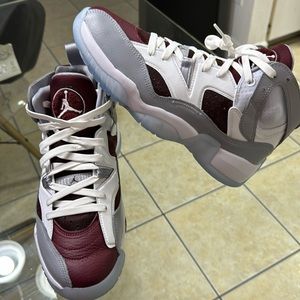 Jordan Jumpman Two Trey